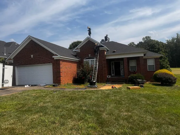 MRT Mendoza's Roofing of The Triad Picture 2