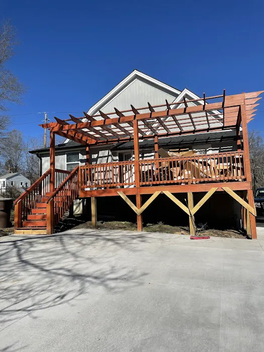 International roofing and remodeling Picture 2