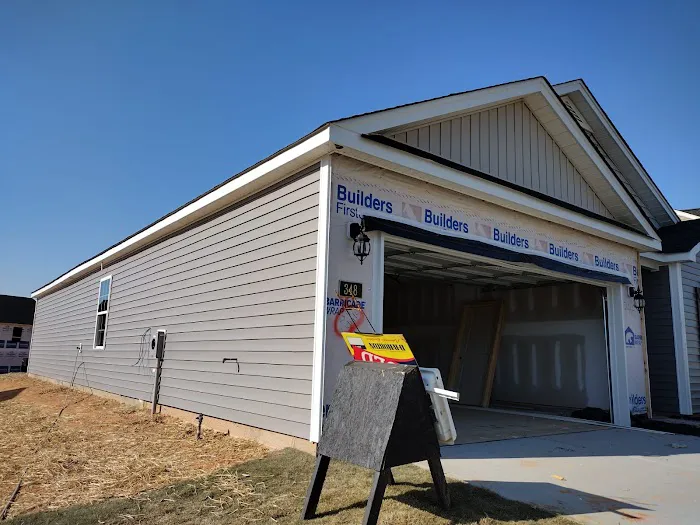 Toby's Vinyl Siding & Roofing Picture 3