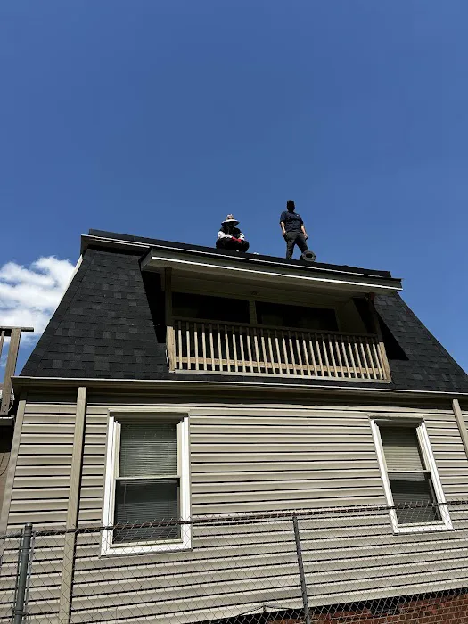 J Lopez Roofing Co Picture 3