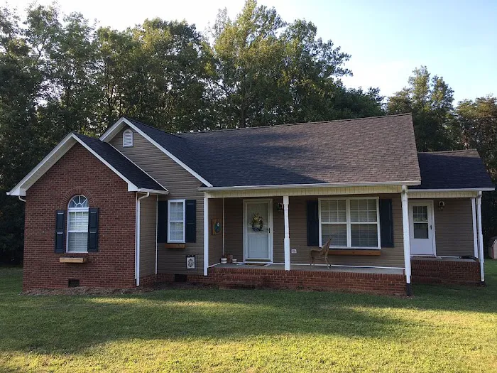 Skywalker Roofing Company Picture 3