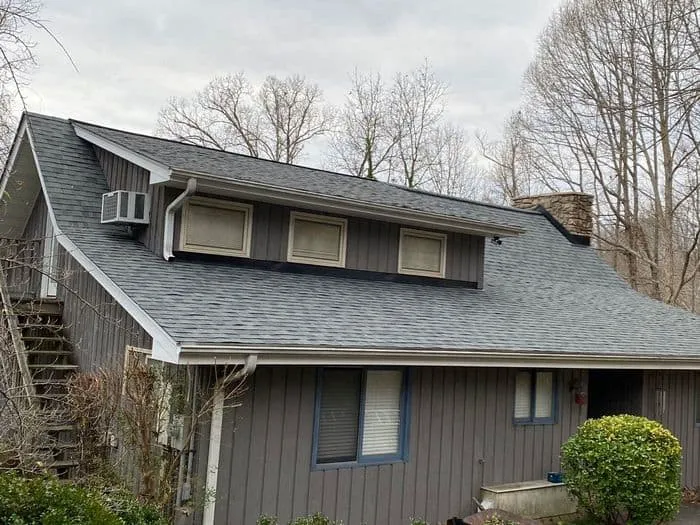 Skywalker Roofing Company Picture 1