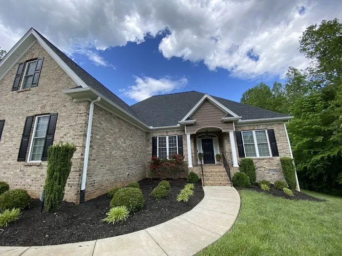 Skywalker Roofing Company Picture 8