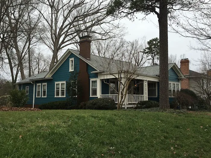 Flores Roofing & Painting Picture 5