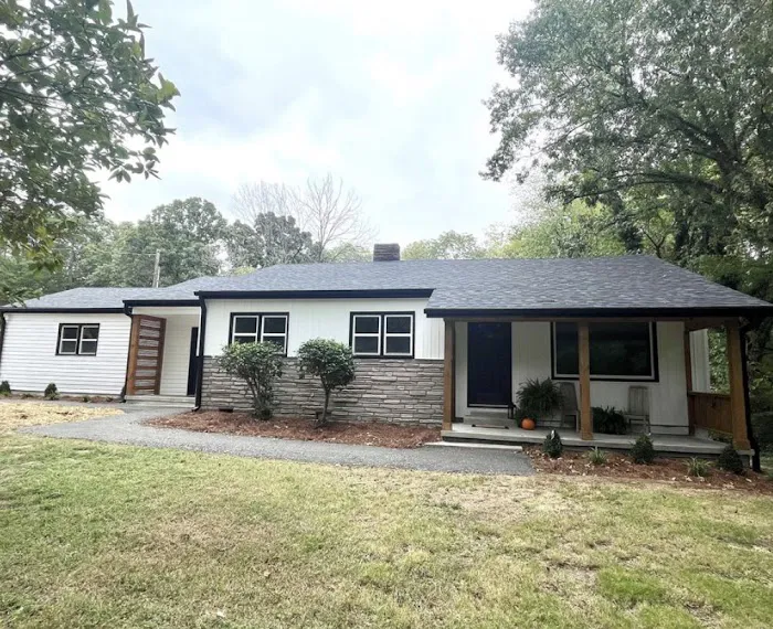 RUSO Installations - Roofing-Gutters-Siding & Windows Picture 5