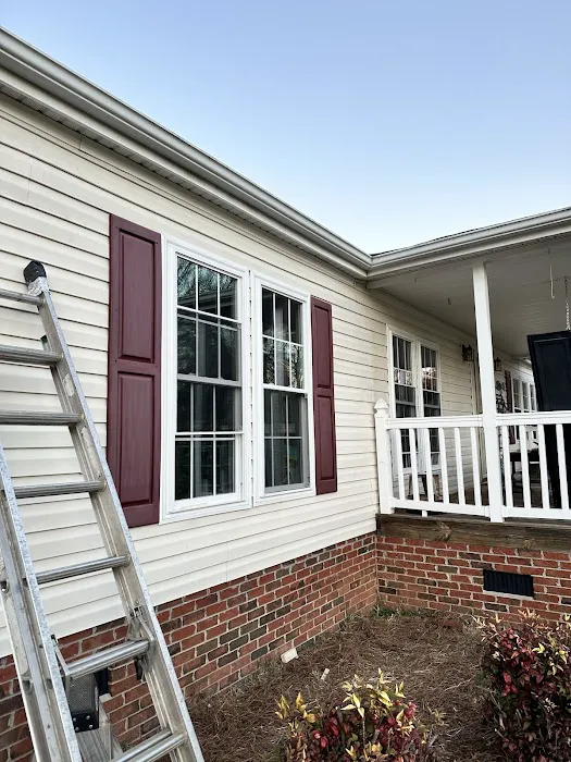 RUSO Installations - Roofing-Gutters-Siding & Windows Picture 9