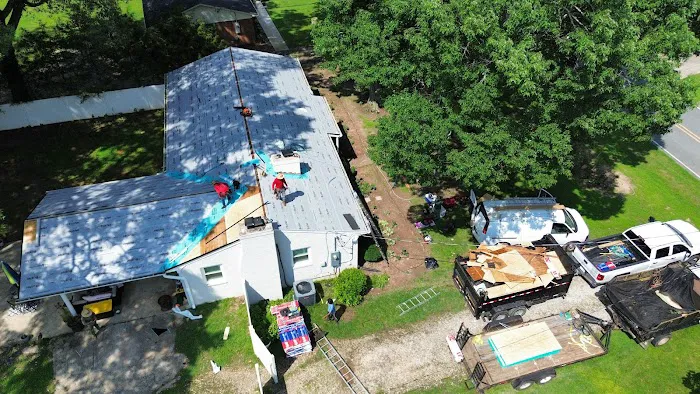 RUSO Installations - Roofing-Gutters-Siding & Windows Picture 7