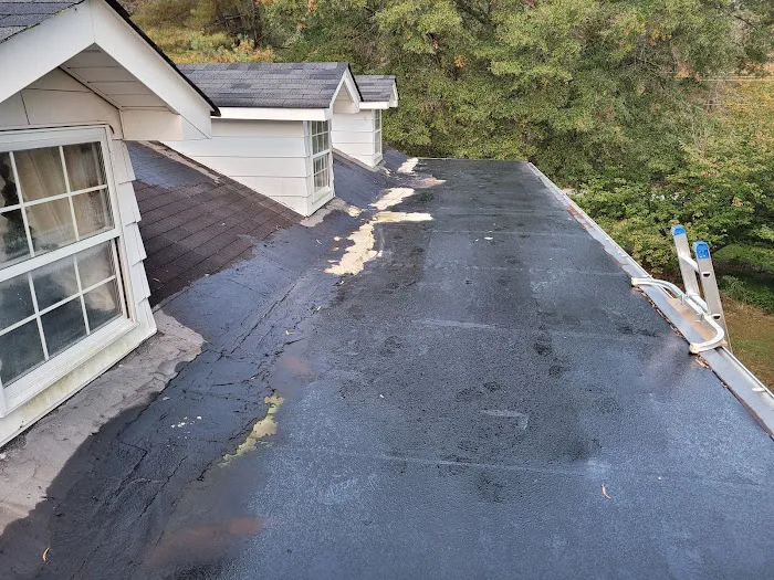 SHR ROOFING LLC Picture 9