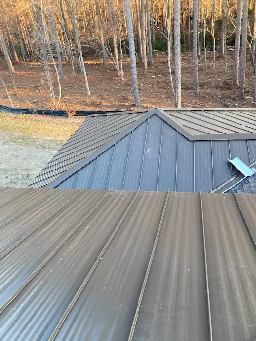 R.S ROOFING LLC Picture 3