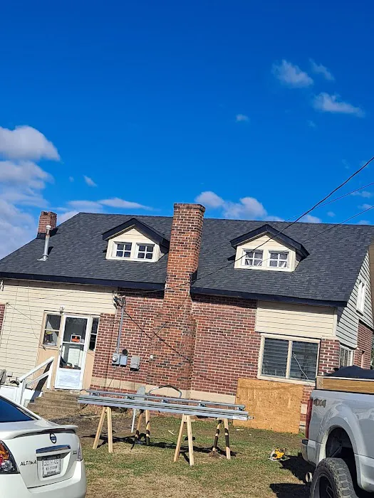 R.S ROOFING LLC Picture 2