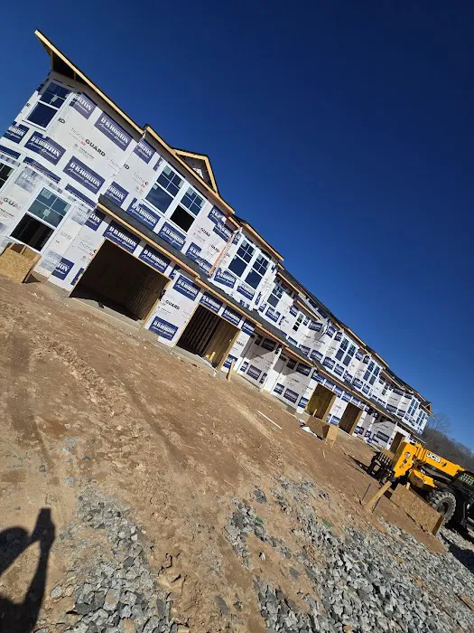 R.S ROOFING LLC Picture 10