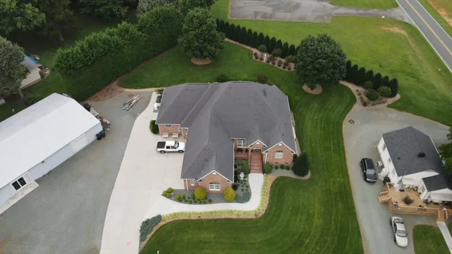 Sipe Roofing & General Contracting Picture 1