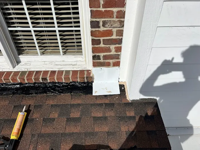 Powell's Roofing Repair Picture 1