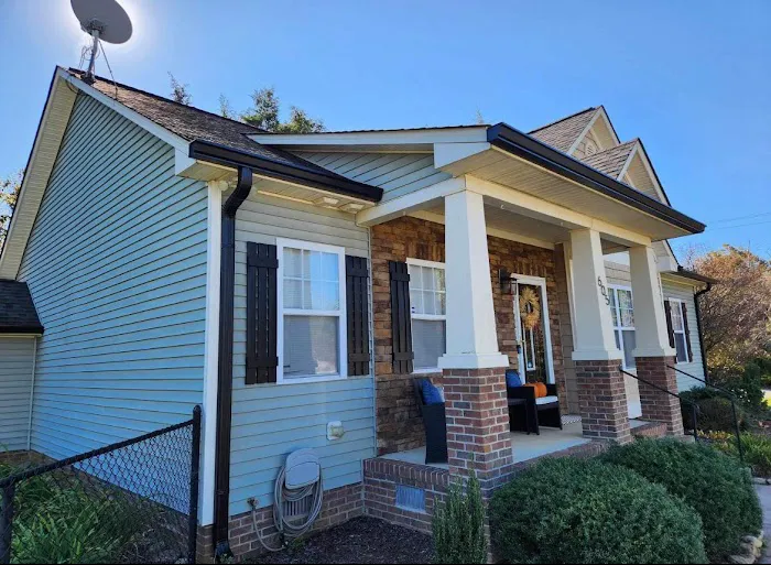 North Carolina Roofing & Gutter Company Picture 1