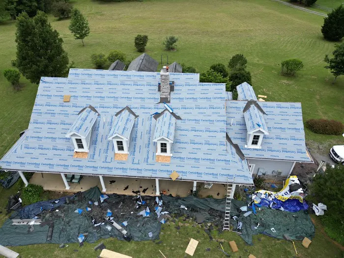 Commonwealth Roofing Specialists, LLC Picture 9