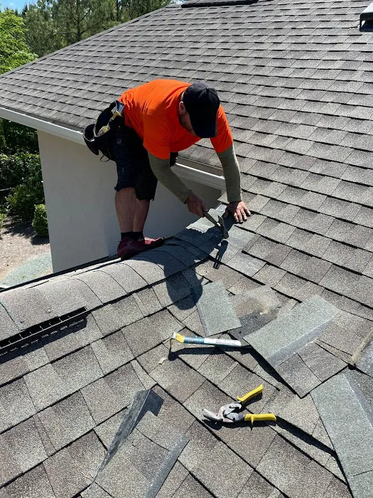 Tar Heel Roofing and Solar LLC Picture 1