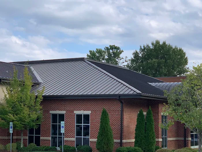 Roofer Near Me Picture 2