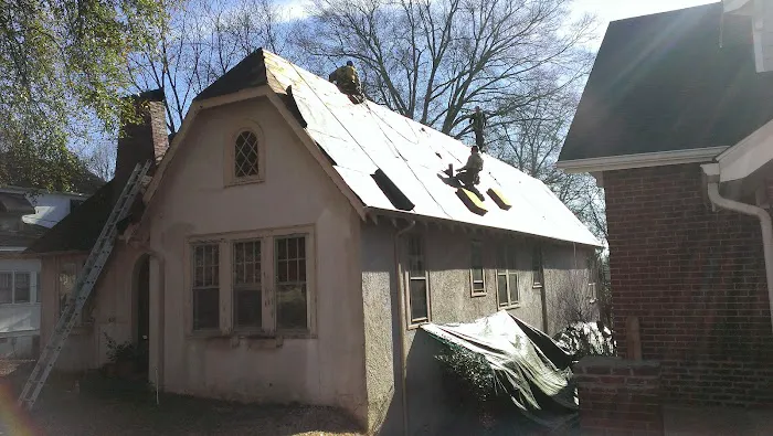 STORMTEK ROOFING & RESTORATION LLC Picture 4