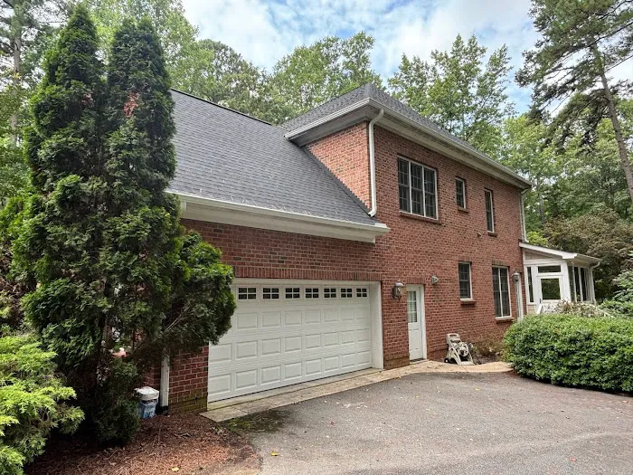 MJ's Roofing & Remodeling Picture 10