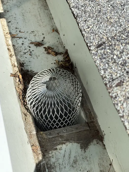 BIG RED ROOFING & Home Exteriors Picture 3