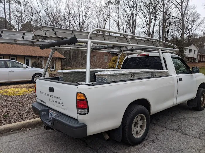 Dave's Roof Repair Picture 1