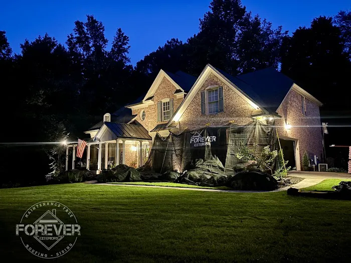 FOREVER Exteriors Picture 9