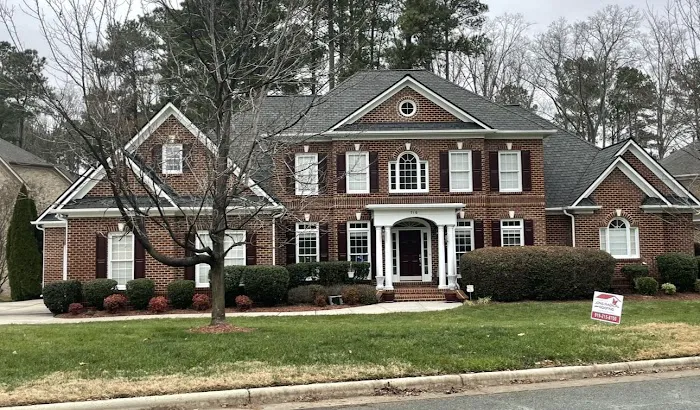 Jons Radical Roofing Picture 1