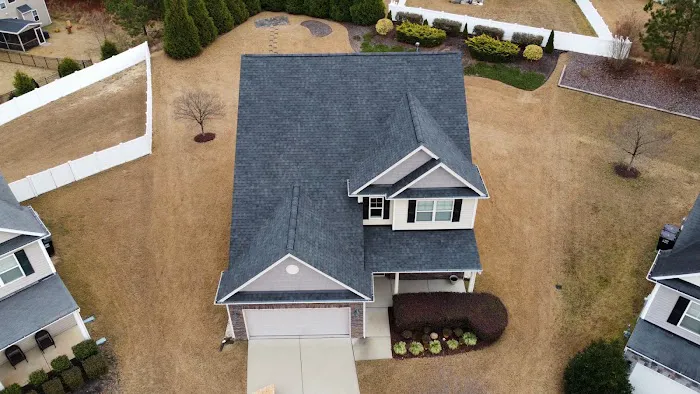 Honour Roofing & Construction Picture 4