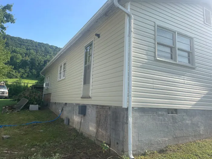 Home Genius Exteriors Picture 5