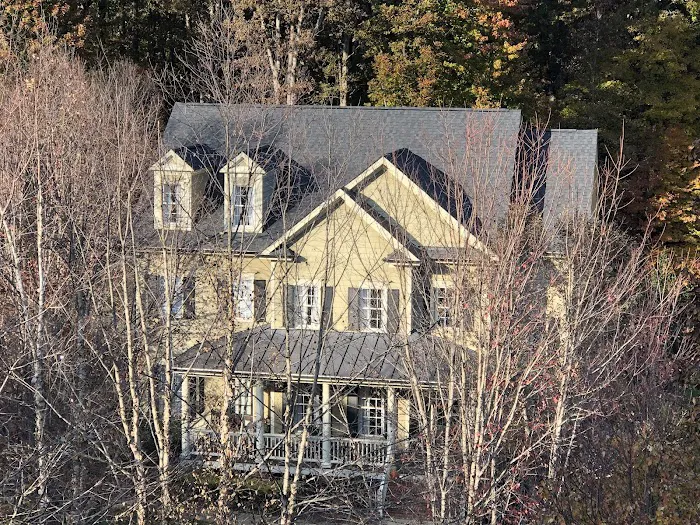 MOLLISON ROOFING Picture 8