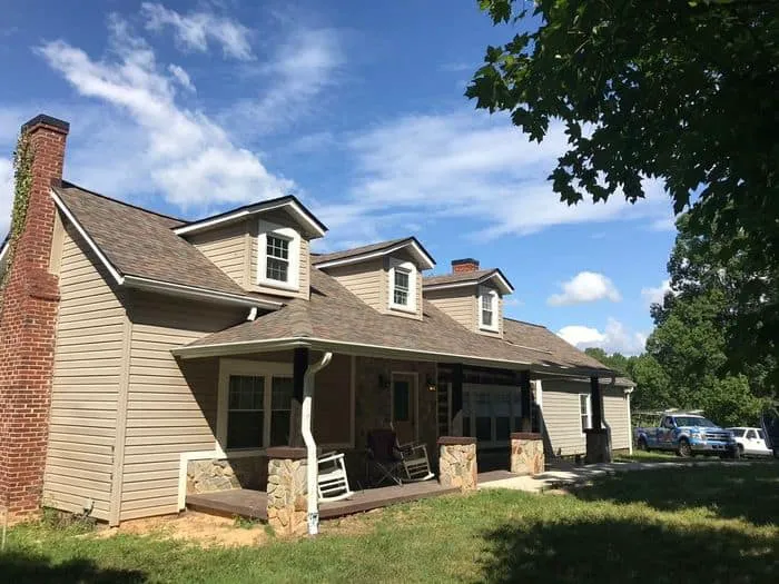 Skywalker Roofing Company Picture 2