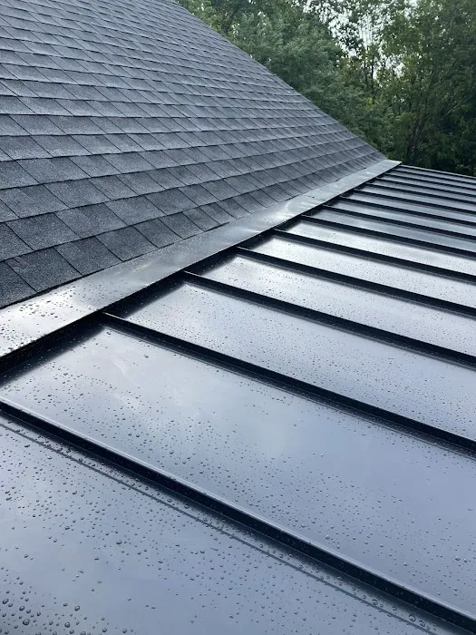 Avilez Roofing Picture 2