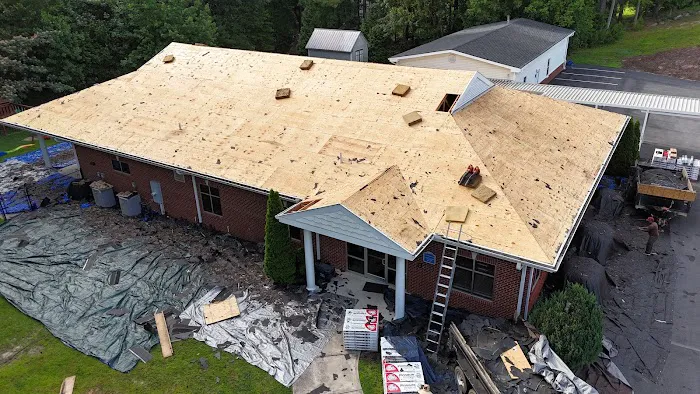 Kong Roofing Picture 9