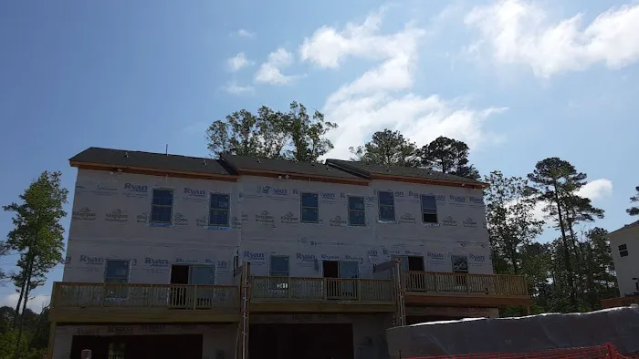 Flores Roofing LLC Picture 9