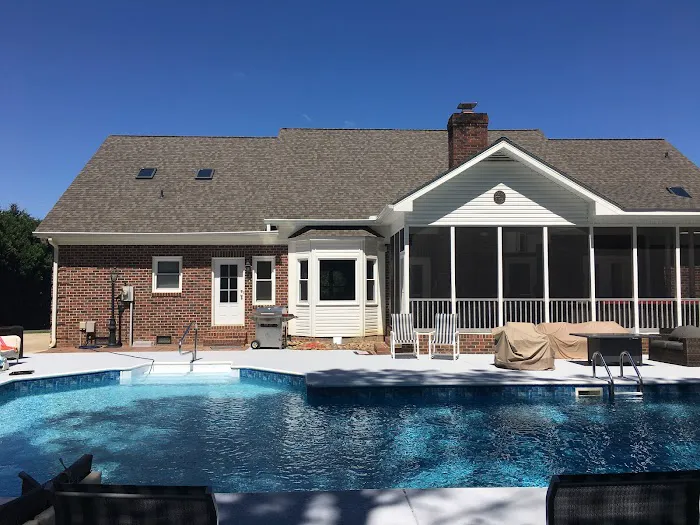 Huff's Roofing Co Inc Picture 6