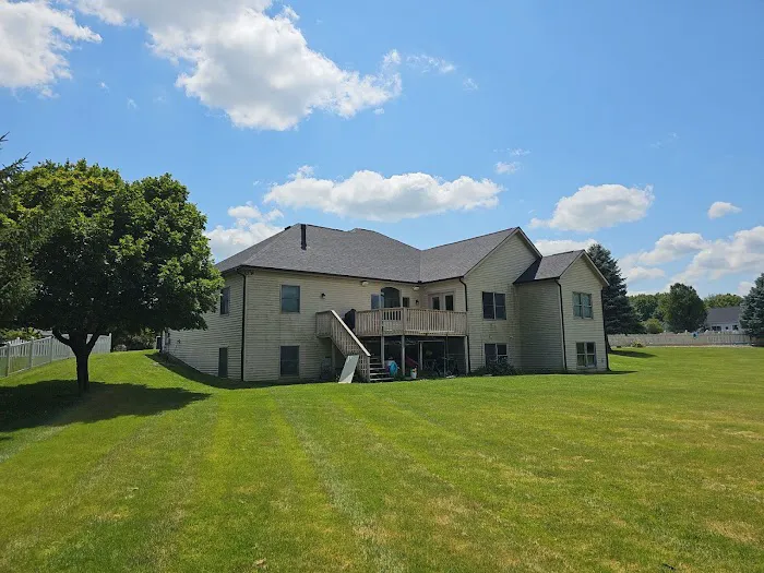 A & M Premier Roofing & Construction Picture 4