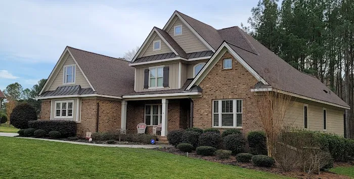 Arias Reconstruction LLC. (Roofing) Picture 1