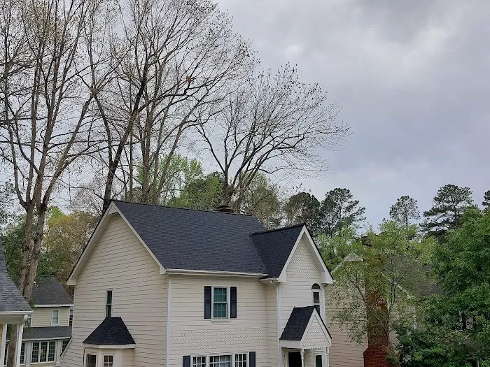 Arias Reconstruction LLC. (Roofing) Picture 9