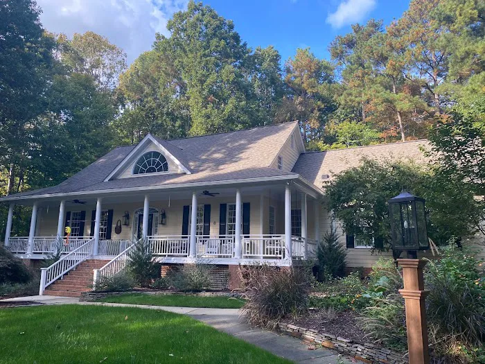 ACC Roofing & Construction Picture 1