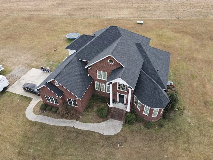 Local Quality Roofing LLC Picture 1