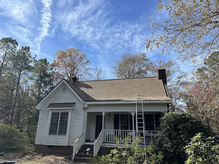 Blackwell Roofing and Restoration Picture 1