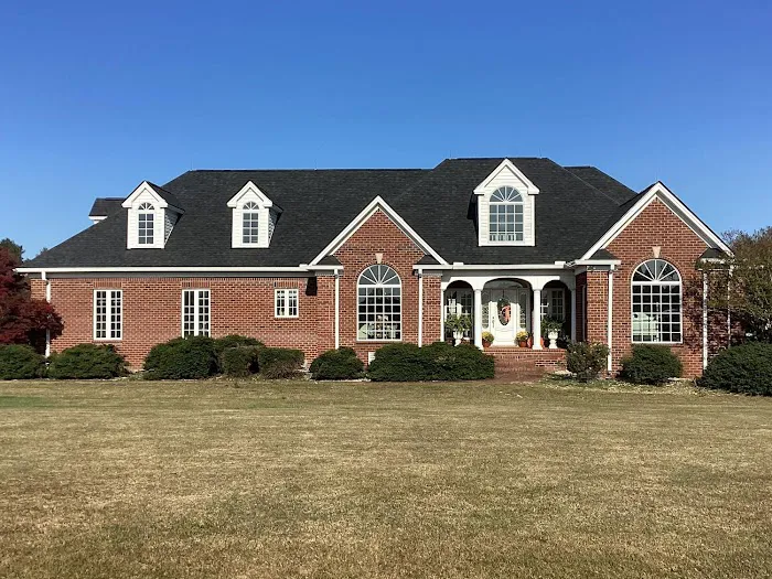 Halo Roofing & Renovations, LLC Picture 7