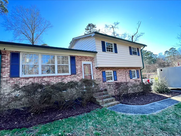 Roman Roofing & Gutters Picture 10