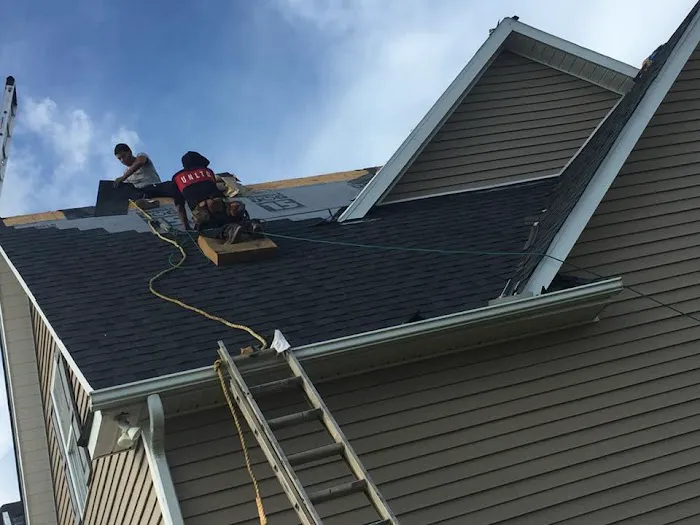 Lopez Strong Roofing Picture 7