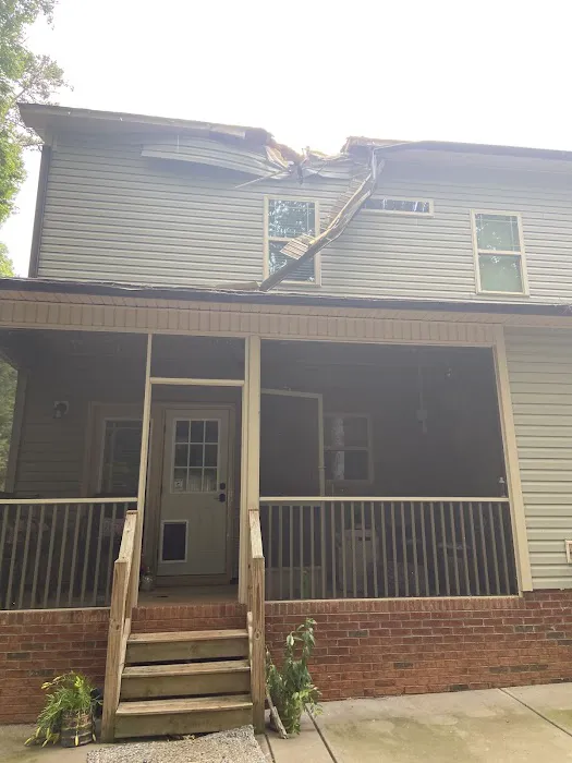 PRO-ROOFING + RESTORATION Picture 3