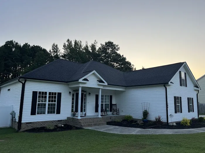 RenoSimplicity Roofing & Restoration Picture 2