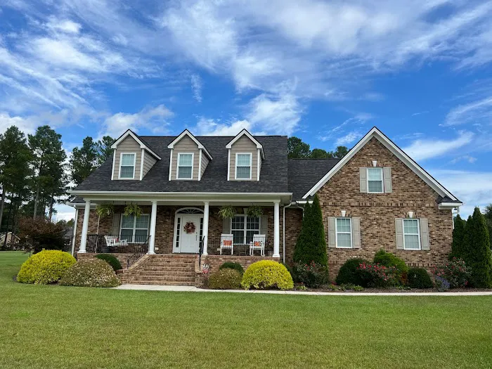 Garliss Roofing Picture 1