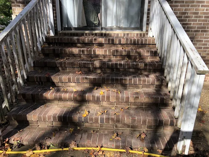 Home Town Exteriors LLC Picture 8