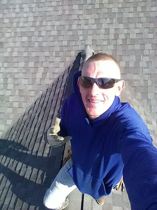 Brett Miller Picture 7