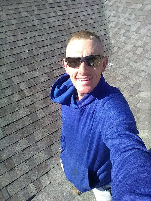 Brett Miller Picture 8